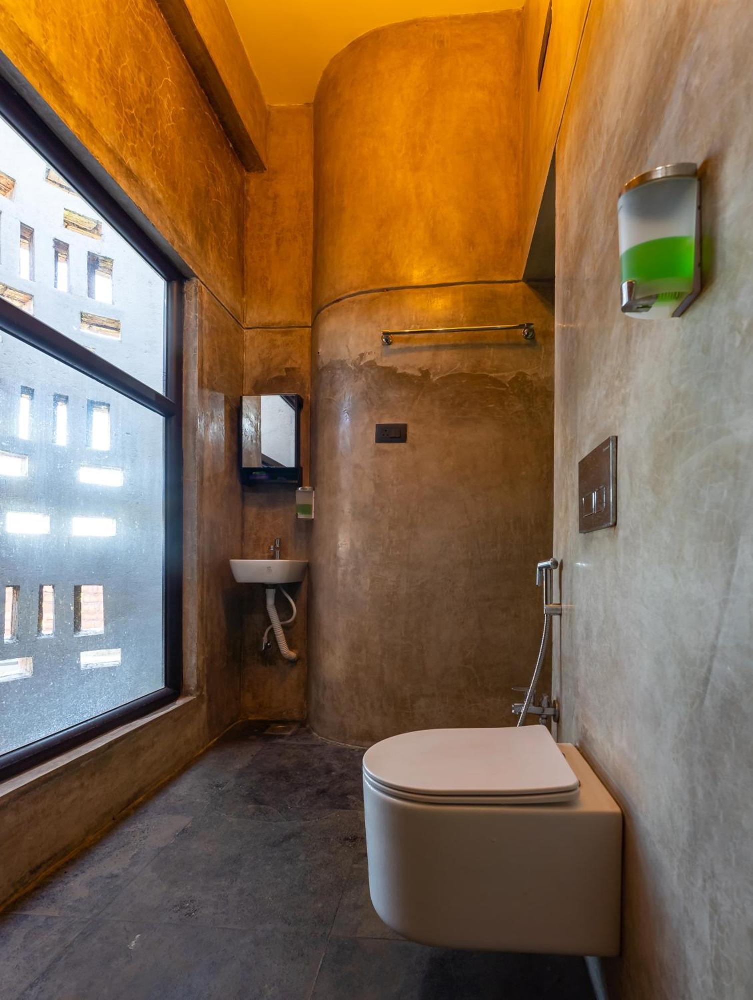 Pool Villa-House Of The Dancing Cactus ปอนดิเชอรี ภายนอก รูปภาพ